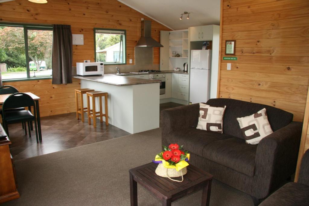 Whangarei Top 10 Holiday Park Exterior photo