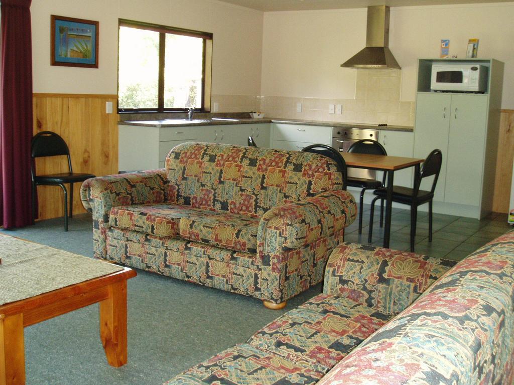 Whangarei Top 10 Holiday Park Exterior photo